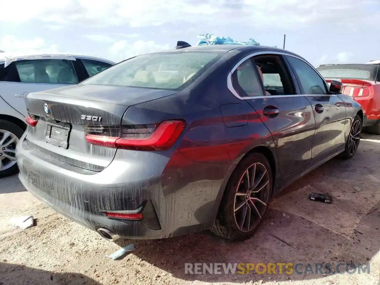 4 Photograph of a damaged car 3MW5R1J01M8C00216 BMW 3 SERIES 2021