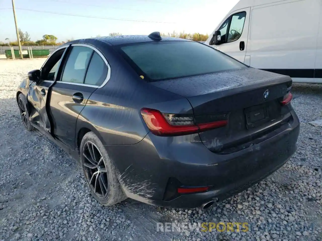 3 Photograph of a damaged car 3MW5R1J01M8C11684 BMW 3 SERIES 2021