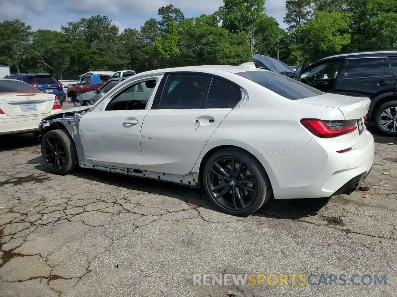2 Photograph of a damaged car 3MW5R1J02M8B64200 BMW 3 SERIES 2021