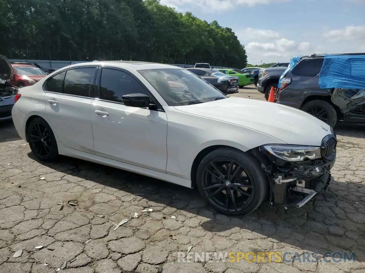 4 Photograph of a damaged car 3MW5R1J02M8B64200 BMW 3 SERIES 2021