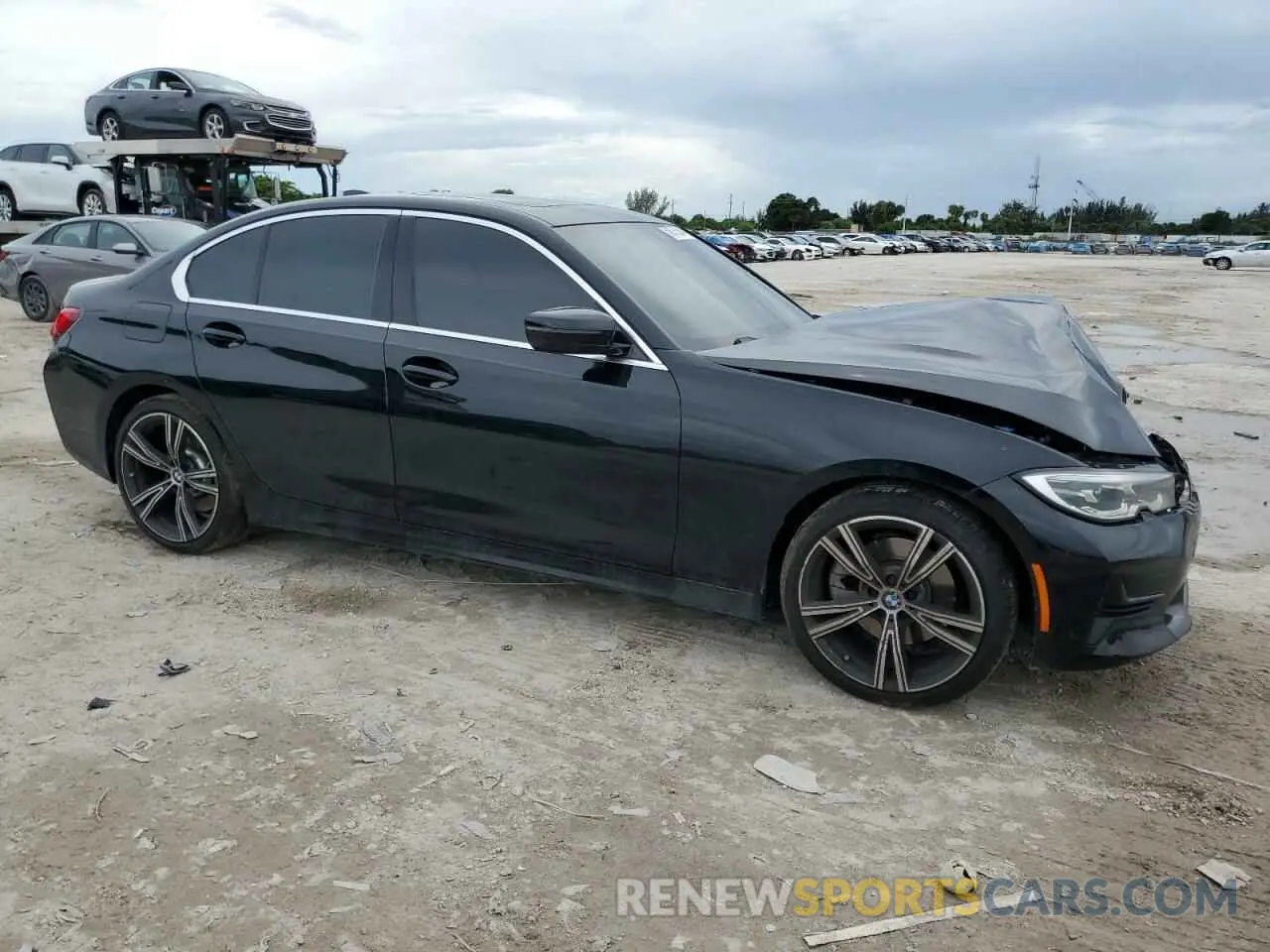 4 Photograph of a damaged car 3MW5R1J02M8B67789 BMW 3 SERIES 2021
