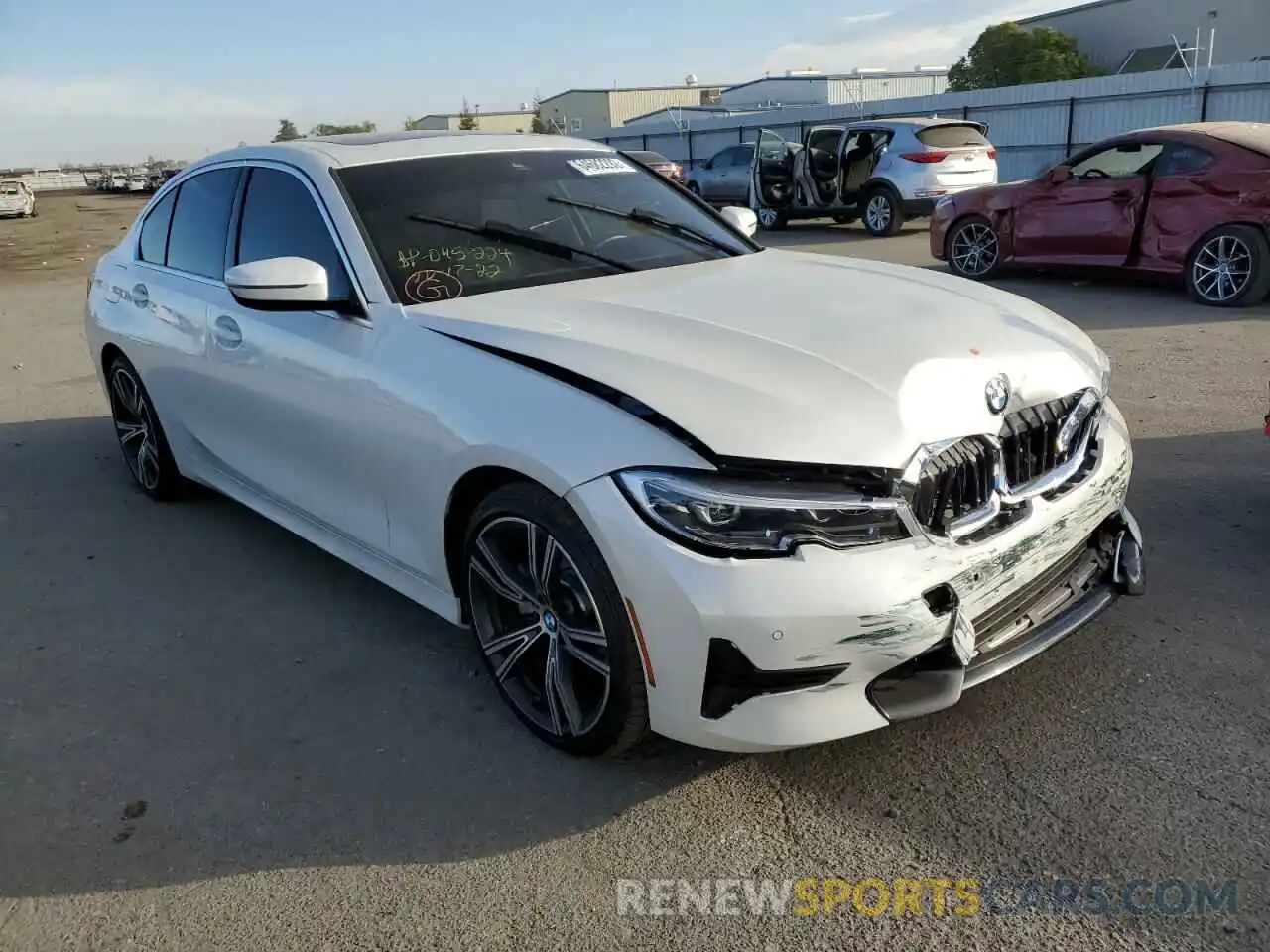 1 Photograph of a damaged car 3MW5R1J02M8B71020 BMW 3 SERIES 2021