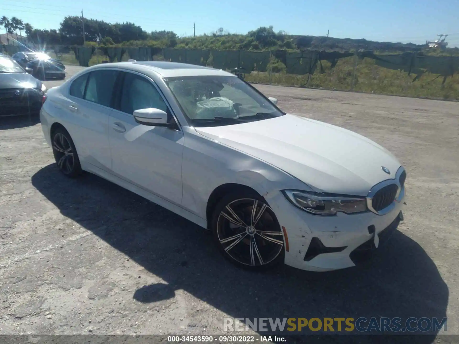 1 Photograph of a damaged car 3MW5R1J02M8B95737 BMW 3 SERIES 2021