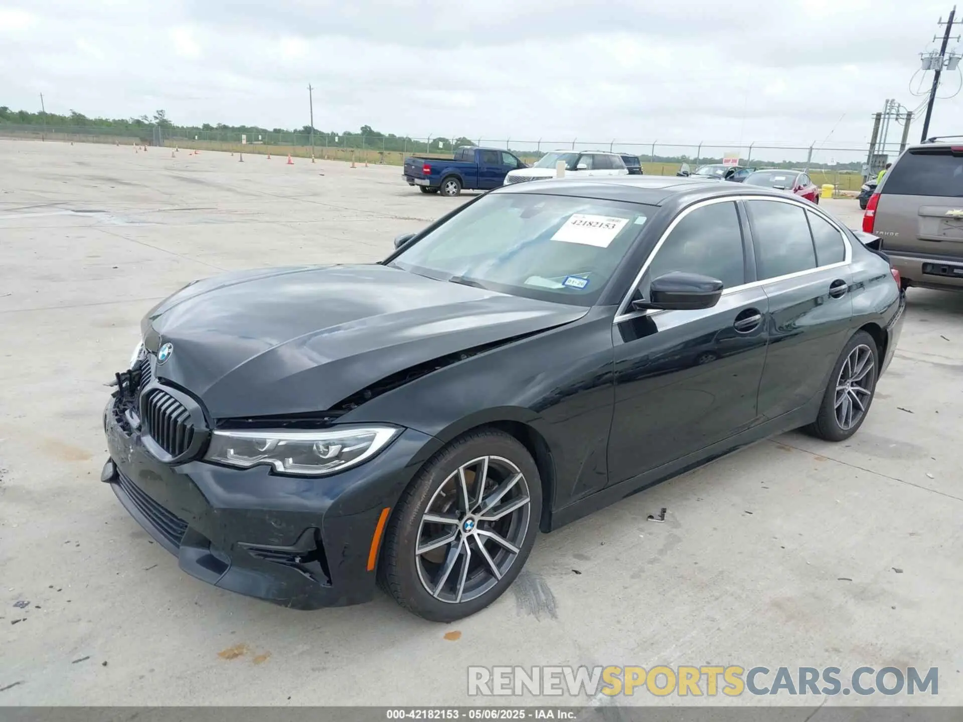 2 Photograph of a damaged car 3MW5R1J03M8B50533 BMW 3 SERIES 2021