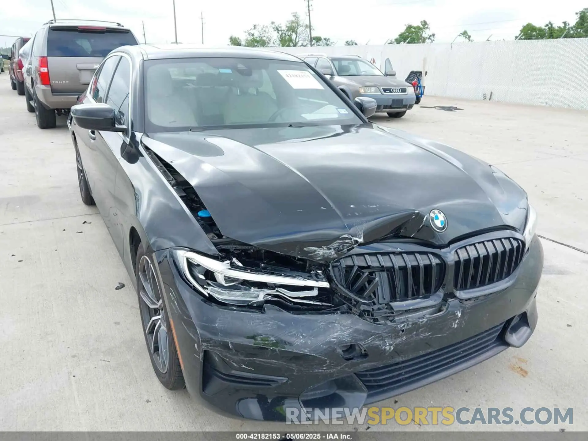 6 Photograph of a damaged car 3MW5R1J03M8B50533 BMW 3 SERIES 2021