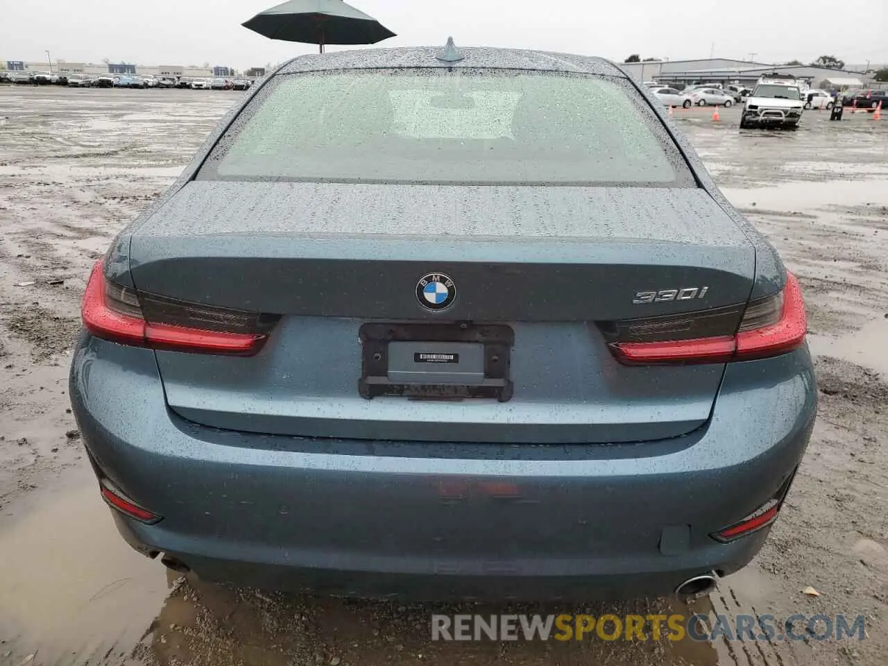 6 Photograph of a damaged car 3MW5R1J03M8B65999 BMW 3 SERIES 2021