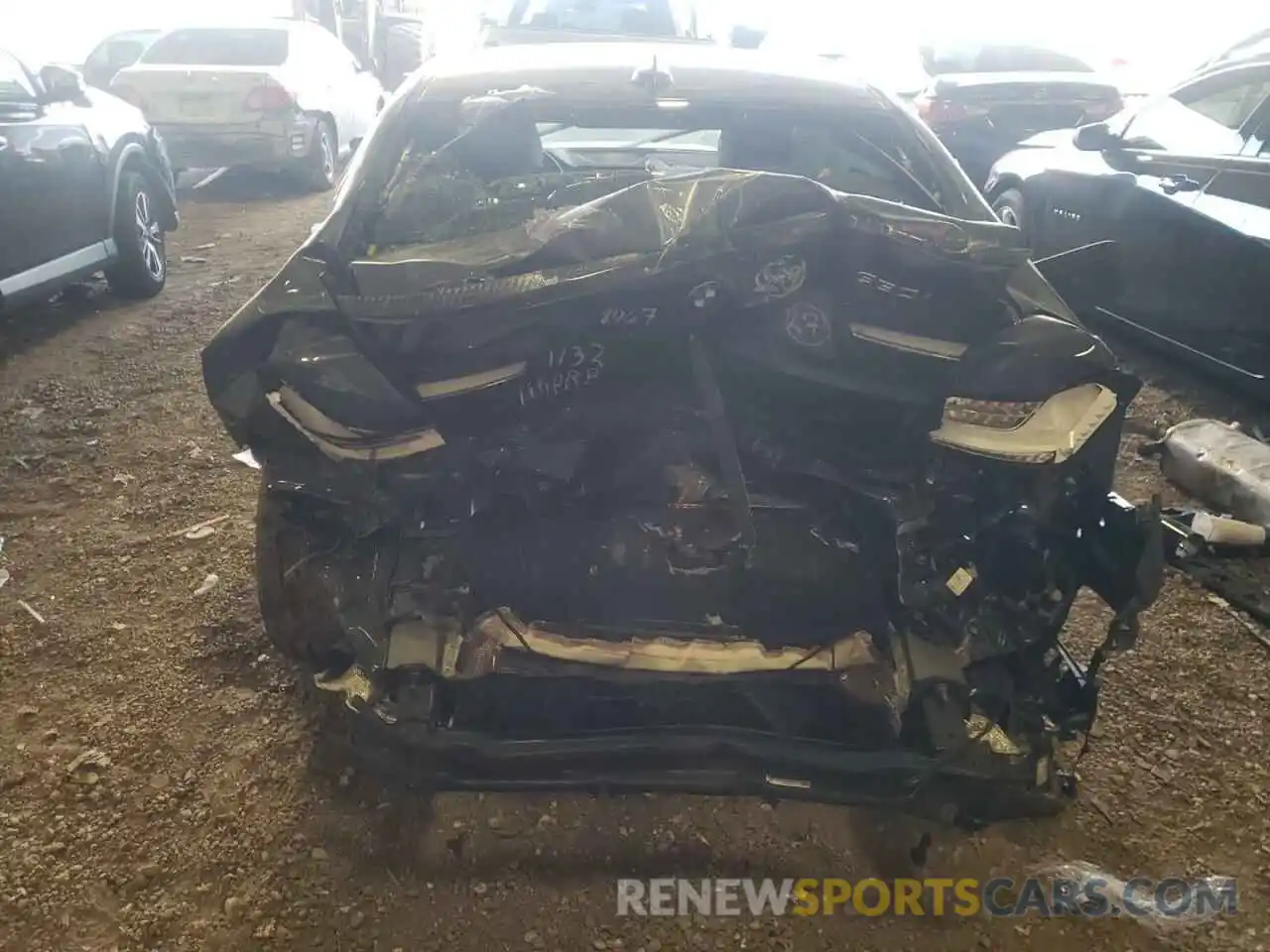 9 Photograph of a damaged car 3MW5R1J03M8B98467 BMW 3 SERIES 2021