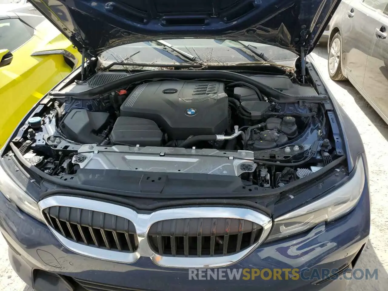 11 Photograph of a damaged car 3MW5R1J03M8C09046 BMW 3 SERIES 2021