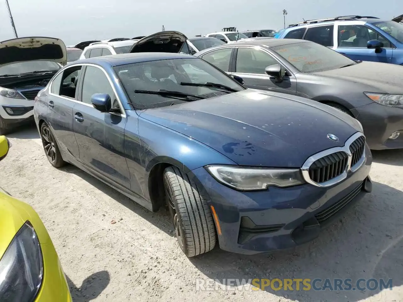 4 Photograph of a damaged car 3MW5R1J03M8C09046 BMW 3 SERIES 2021