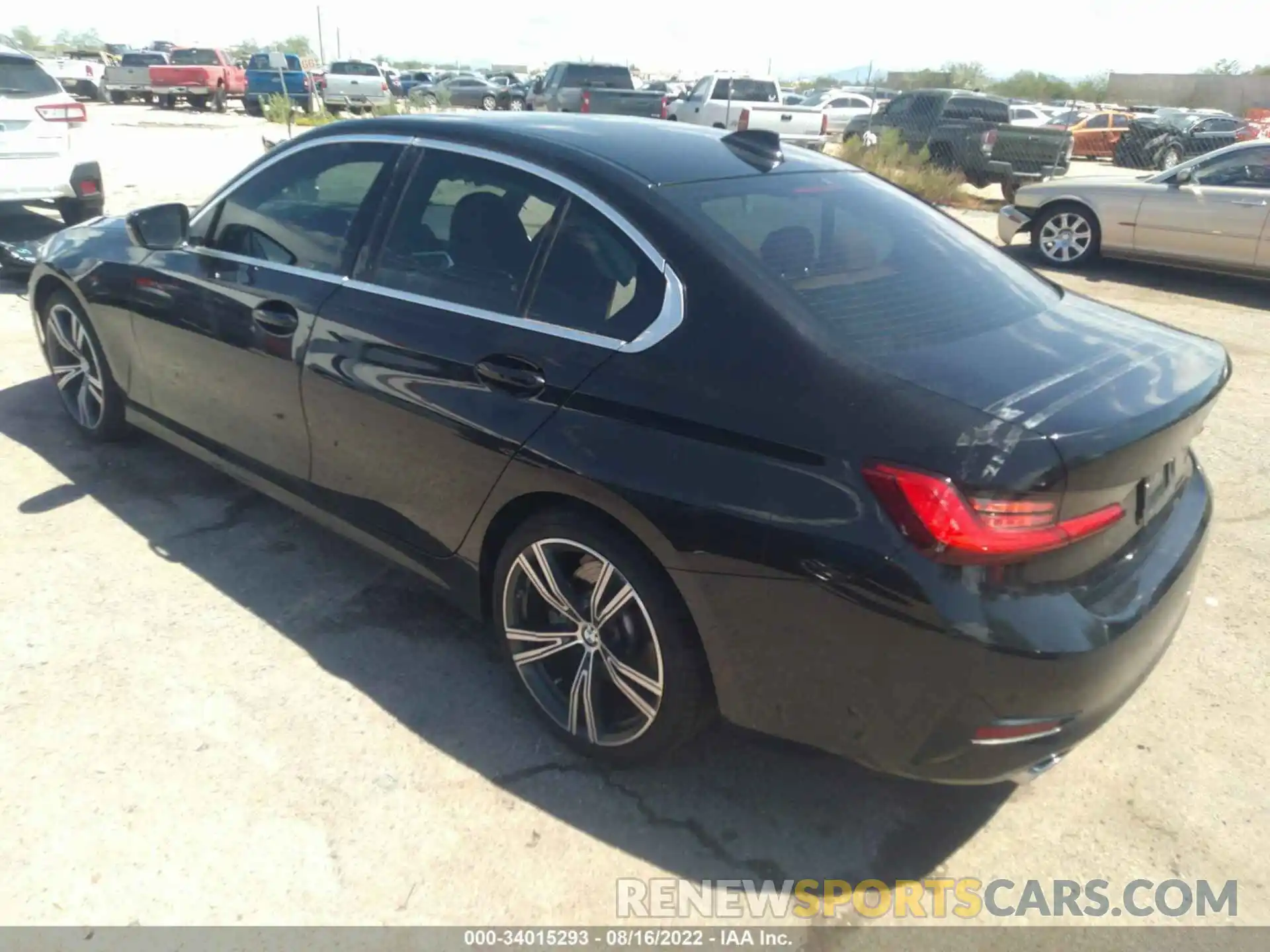 3 Photograph of a damaged car 3MW5R1J03M8C10732 BMW 3 SERIES 2021