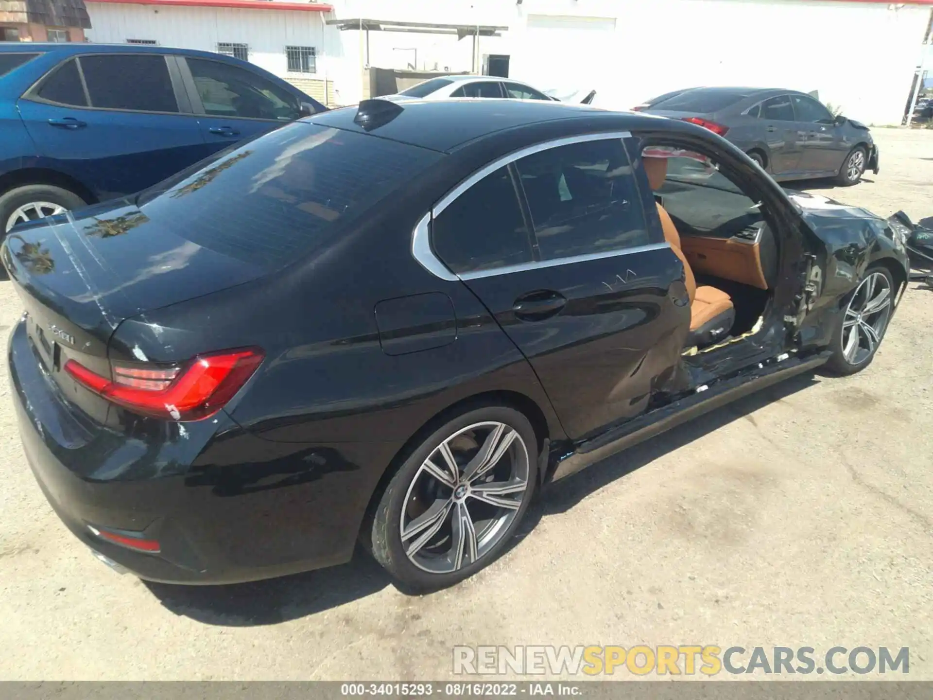 4 Photograph of a damaged car 3MW5R1J03M8C10732 BMW 3 SERIES 2021