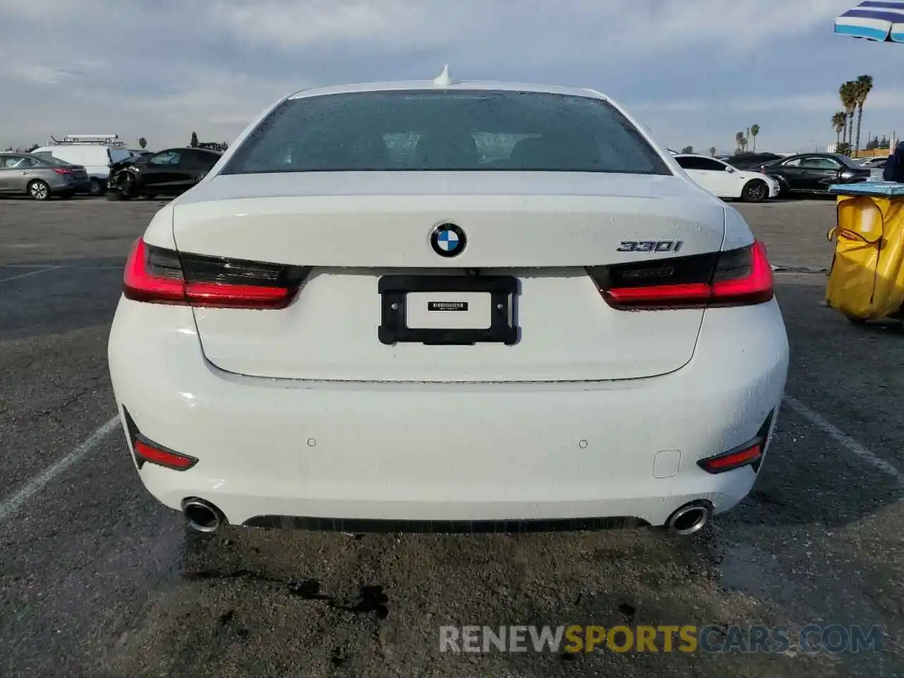 6 Photograph of a damaged car 3MW5R1J03M8C21777 BMW 3 SERIES 2021