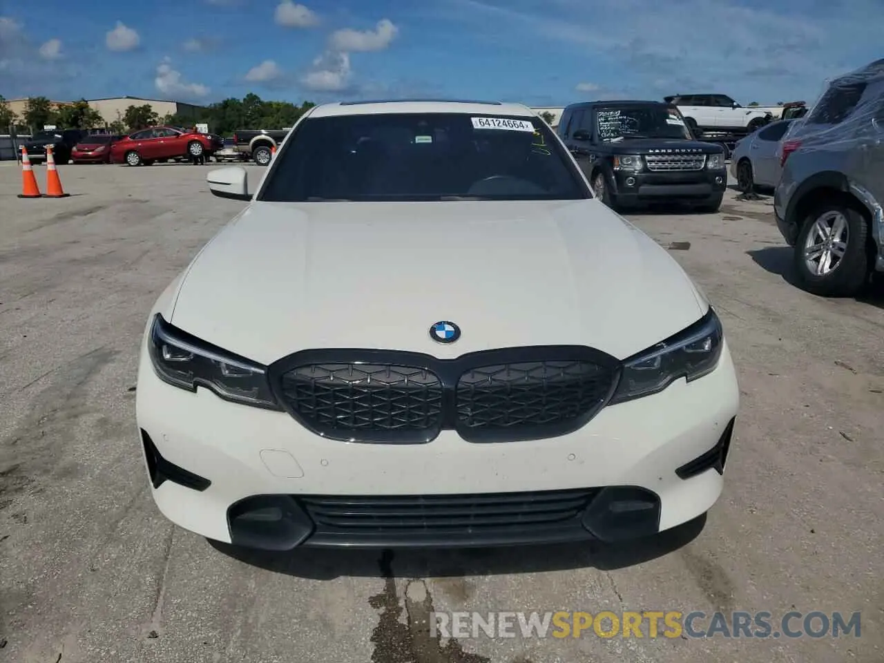 5 Photograph of a damaged car 3MW5R1J04M8B68345 BMW 3 SERIES 2021