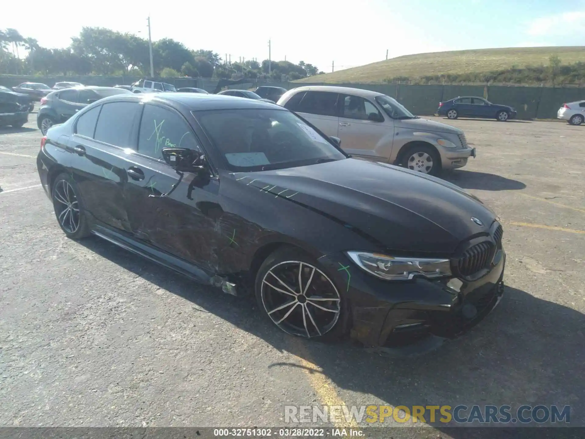 1 Photograph of a damaged car 3MW5R1J04M8B80656 BMW 3 SERIES 2021