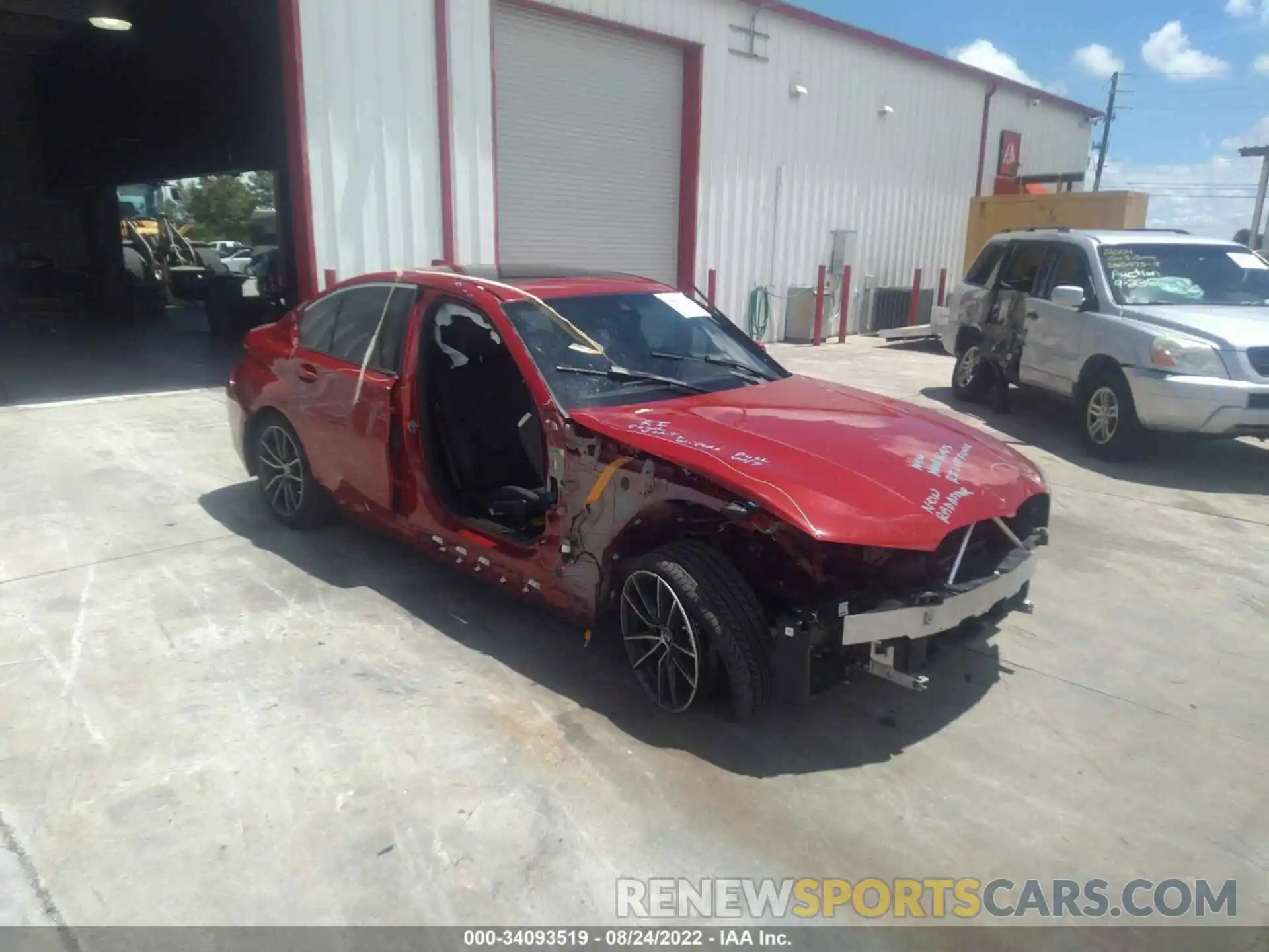 1 Photograph of a damaged car 3MW5R1J04M8B93956 BMW 3 SERIES 2021