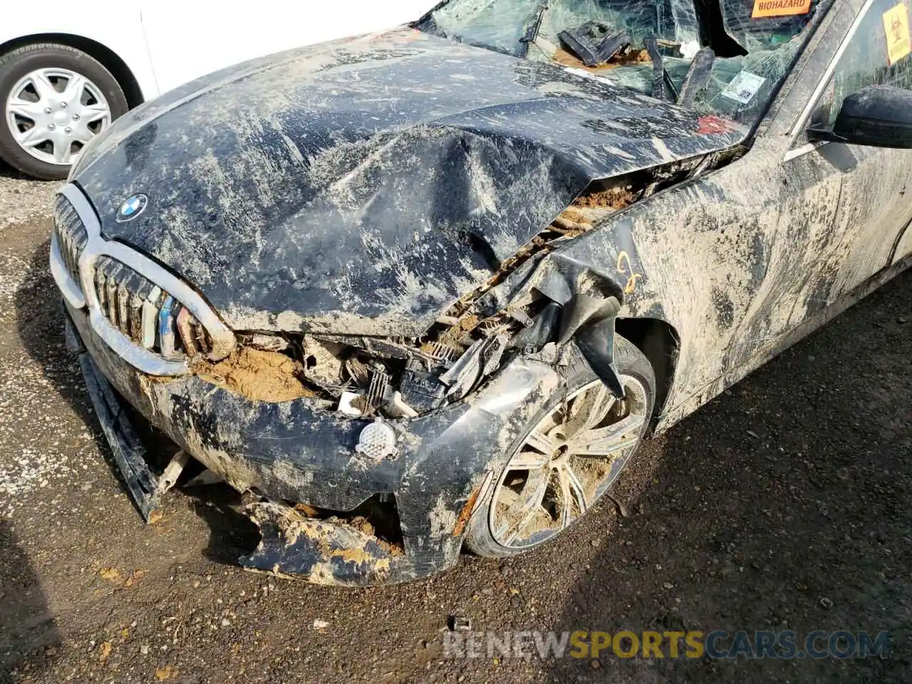 9 Photograph of a damaged car 3MW5R1J04M8B98882 BMW 3 SERIES 2021