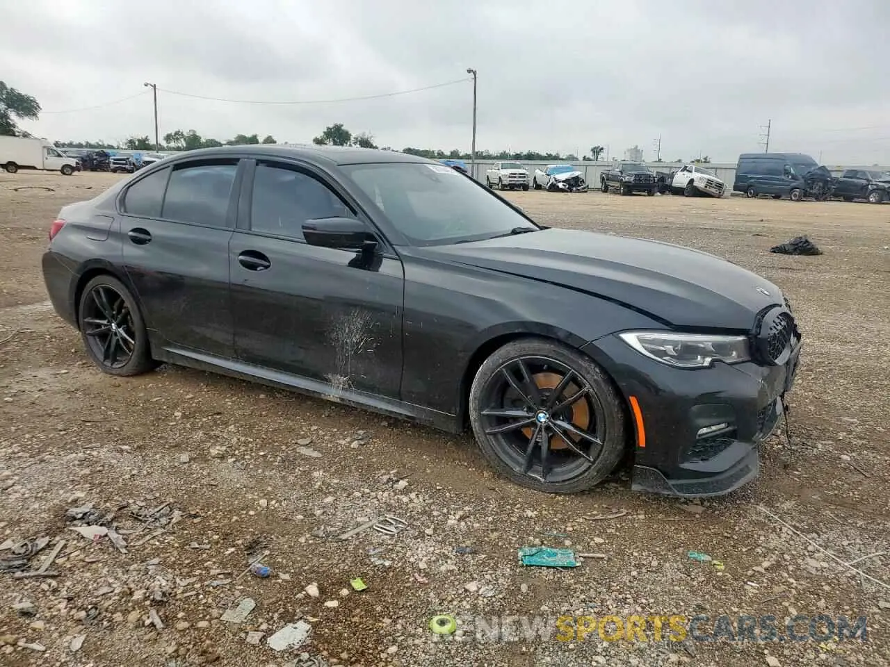 4 Photograph of a damaged car 3MW5R1J05M8B50324 BMW 3 SERIES 2021