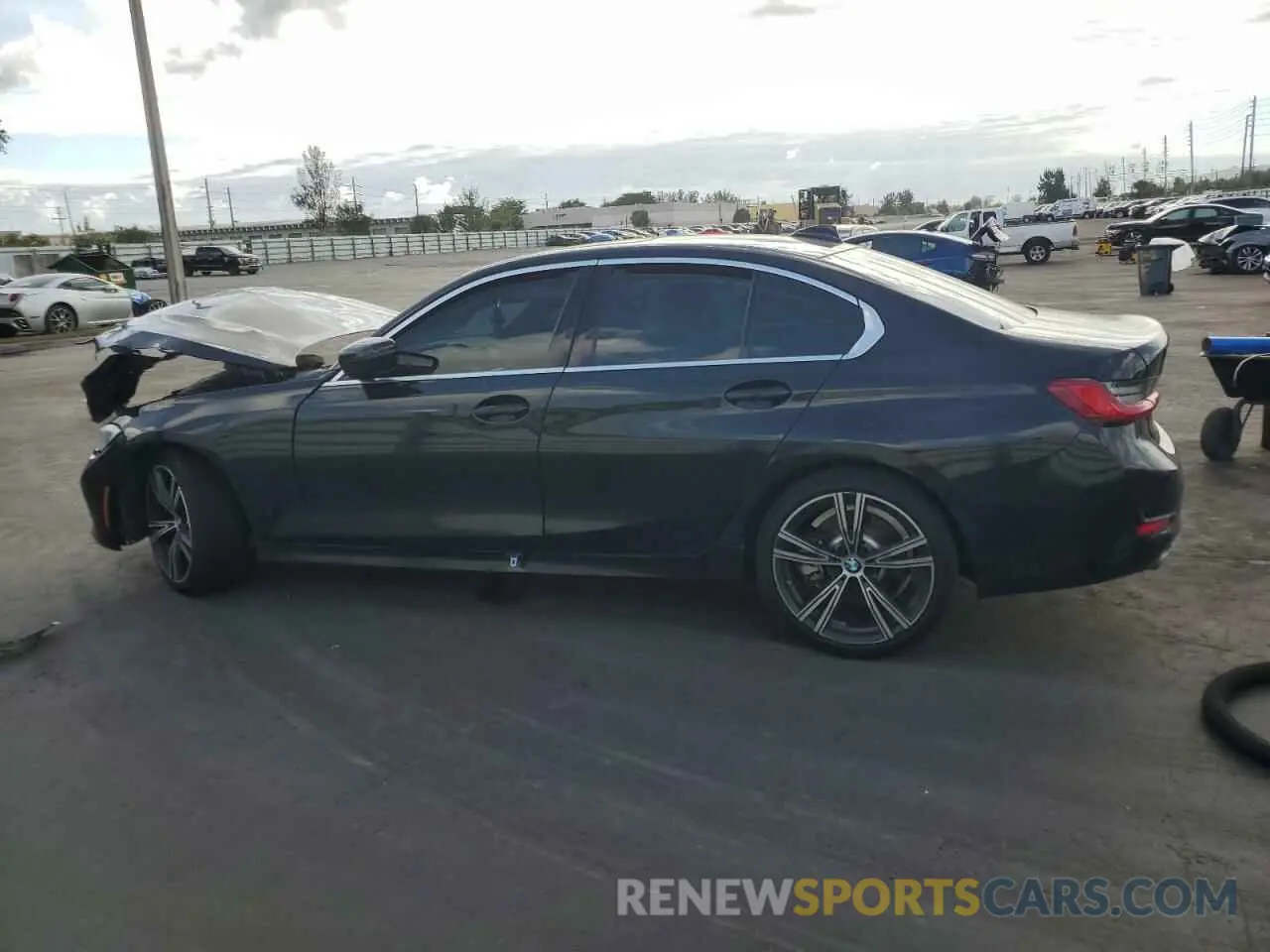 2 Photograph of a damaged car 3MW5R1J05M8B93321 BMW 3 SERIES 2021