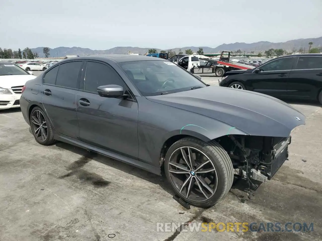 4 Photograph of a damaged car 3MW5R1J05M8B97045 BMW 3 SERIES 2021