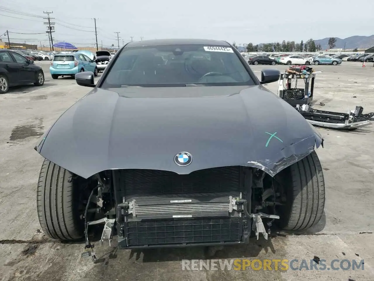 5 Photograph of a damaged car 3MW5R1J05M8B97045 BMW 3 SERIES 2021