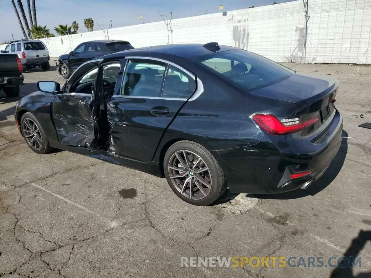 2 Photograph of a damaged car 3MW5R1J05M8C01837 BMW 3 SERIES 2021