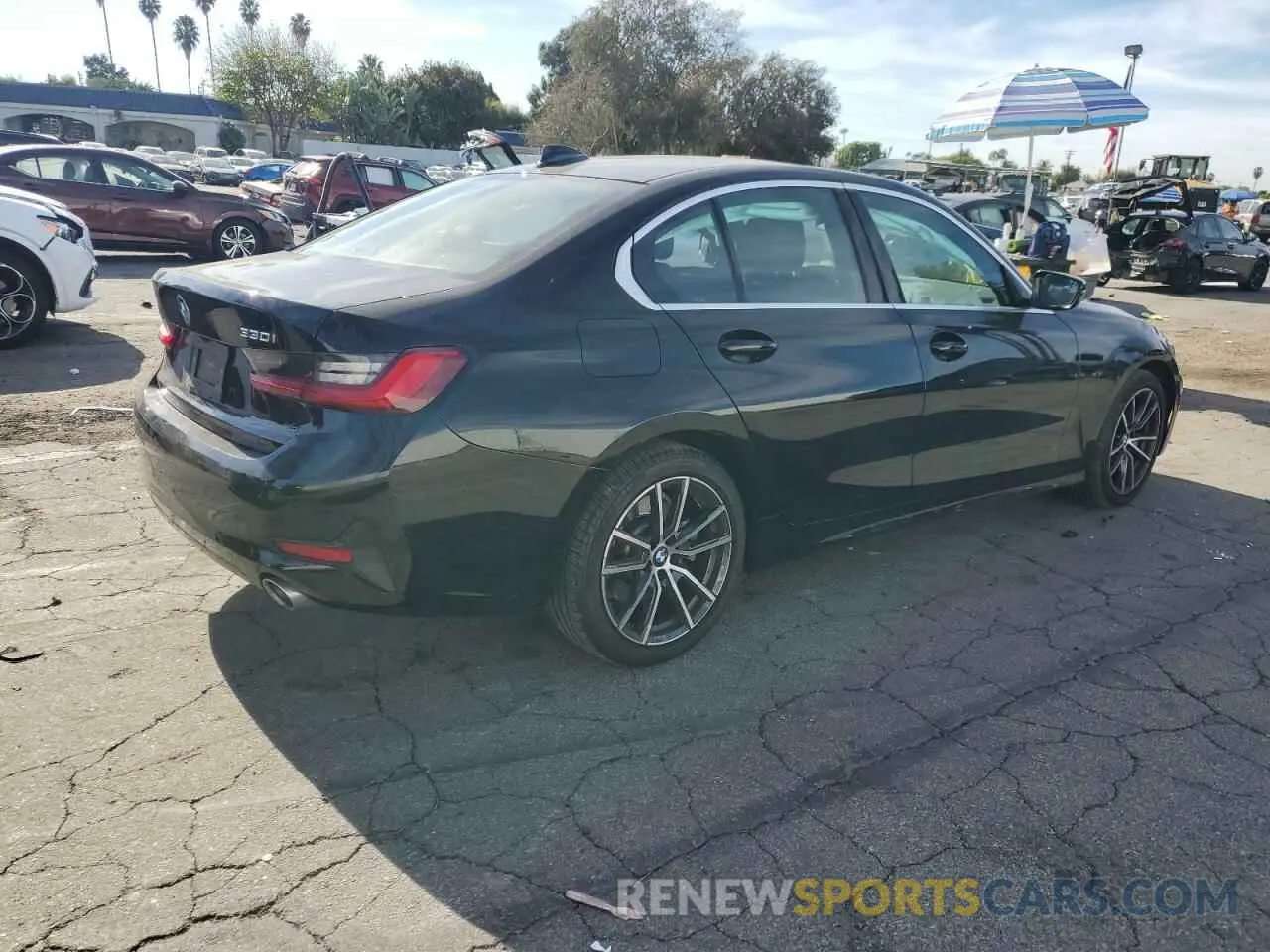 3 Photograph of a damaged car 3MW5R1J05M8C01837 BMW 3 SERIES 2021