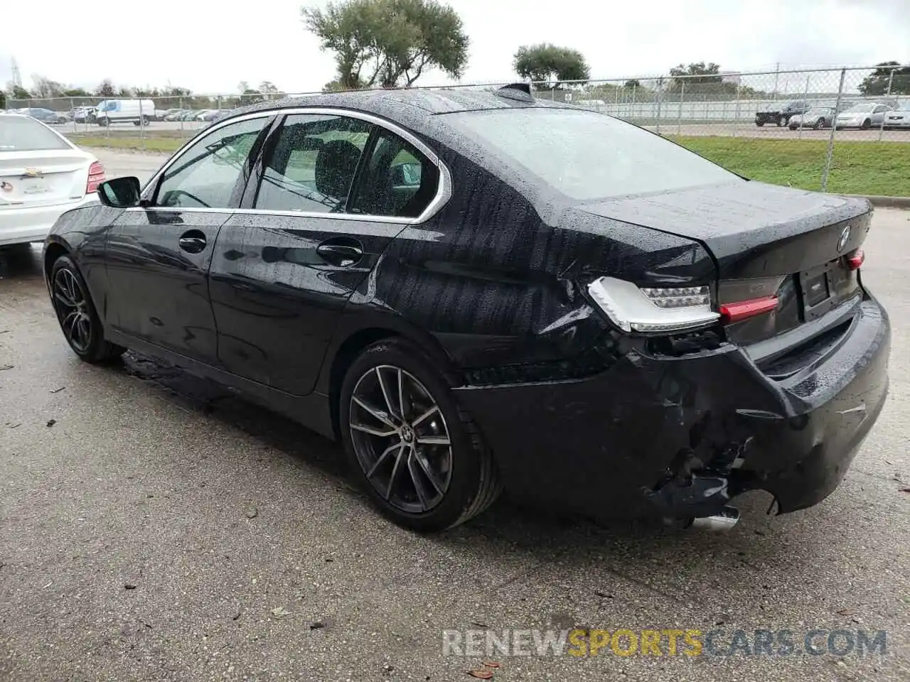 9 Photograph of a damaged car 3MW5R1J05M8C07847 BMW 3 SERIES 2021