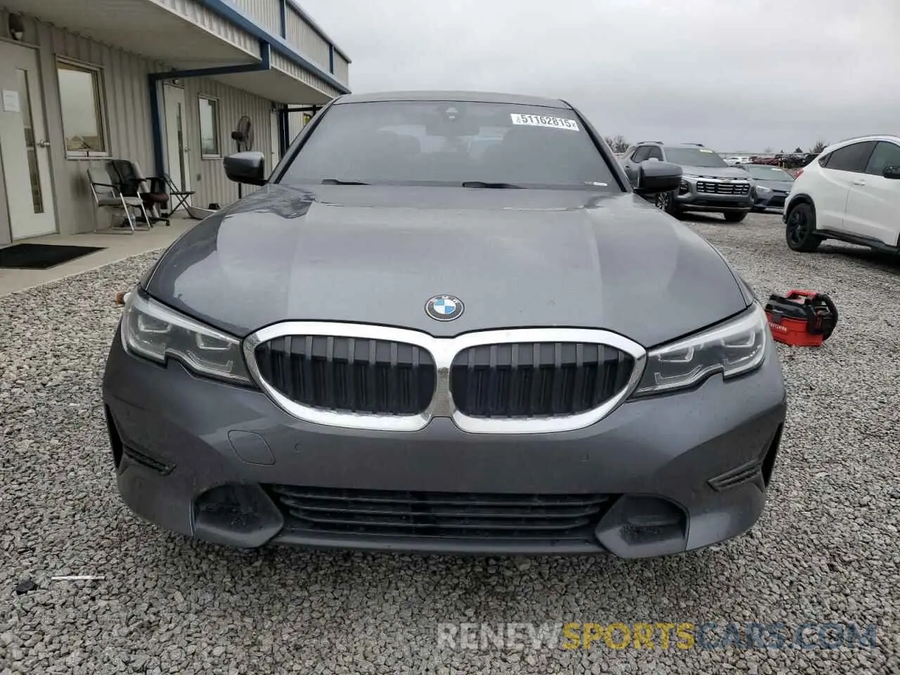 5 Photograph of a damaged car 3MW5R1J05M8C17195 BMW 3 SERIES 2021