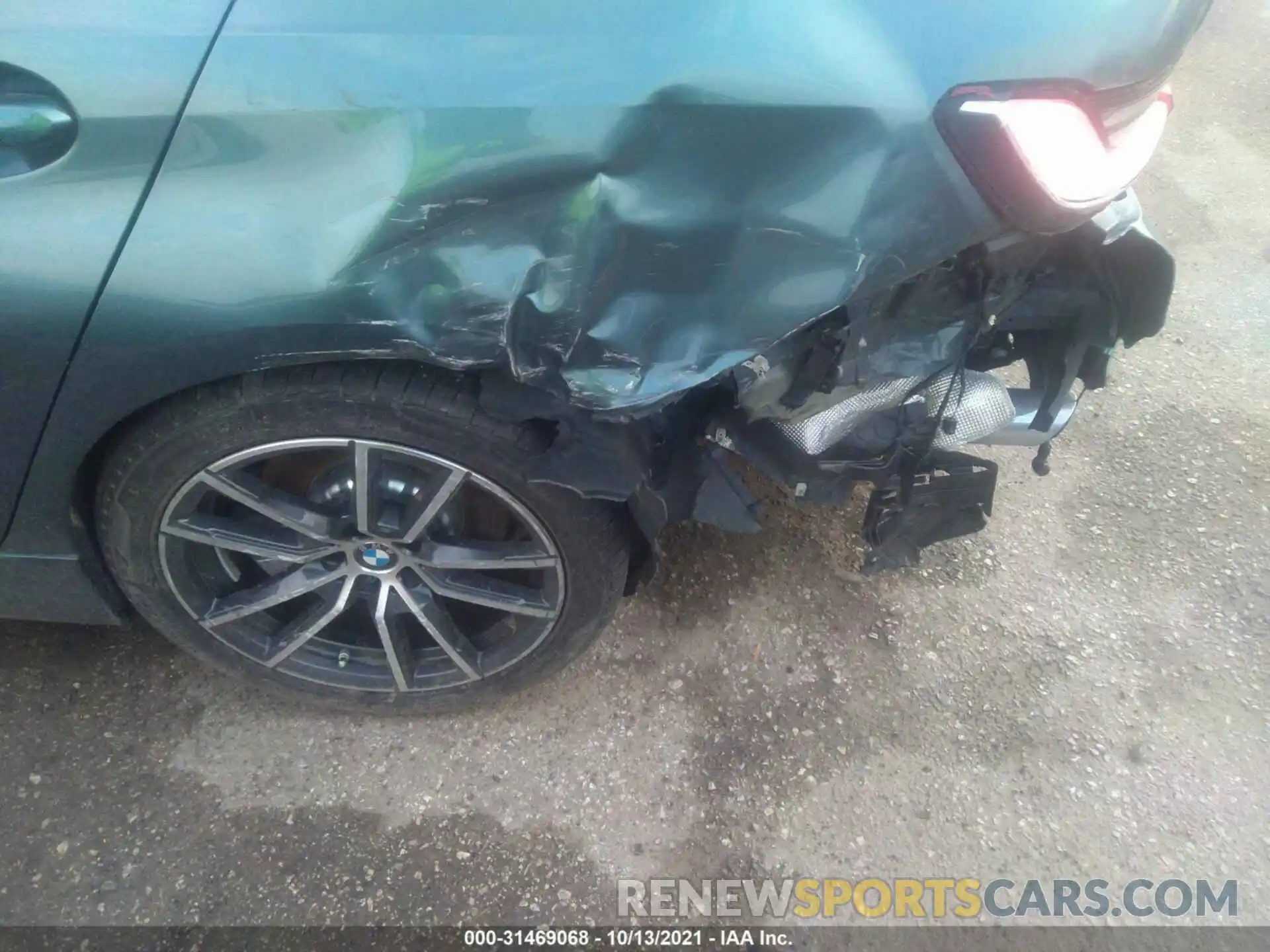 6 Photograph of a damaged car 3MW5R1J06M8B68458 BMW 3 SERIES 2021