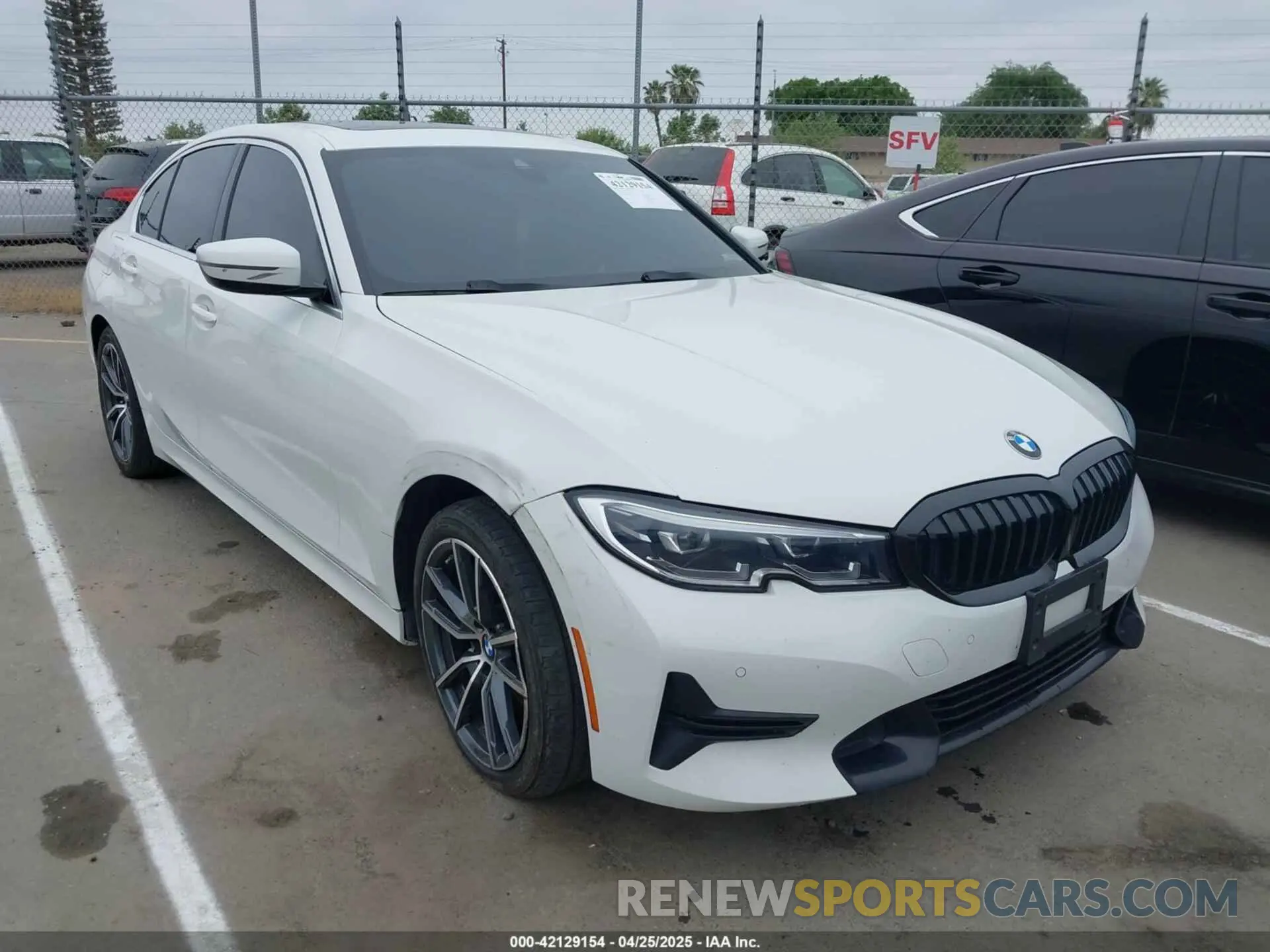 1 Photograph of a damaged car 3MW5R1J06M8B74051 BMW 3 SERIES 2021