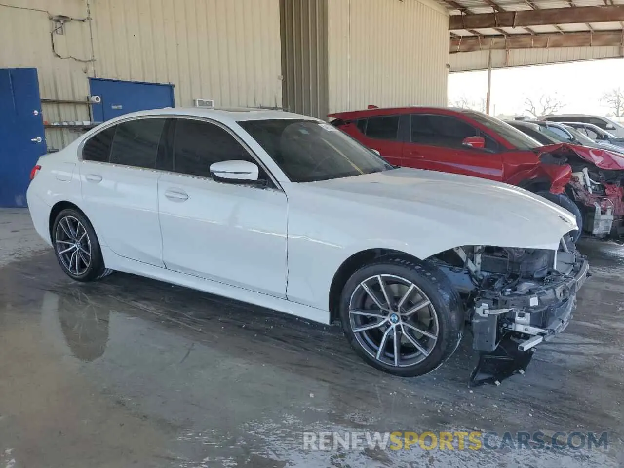 4 Photograph of a damaged car 3MW5R1J06M8B80674 BMW 3 SERIES 2021