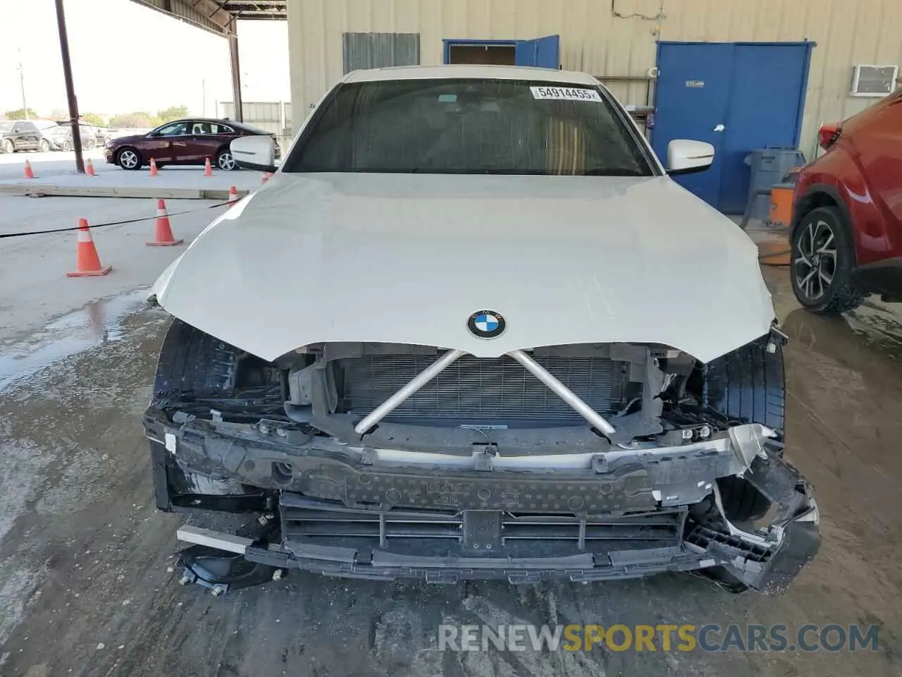 5 Photograph of a damaged car 3MW5R1J06M8B80674 BMW 3 SERIES 2021
