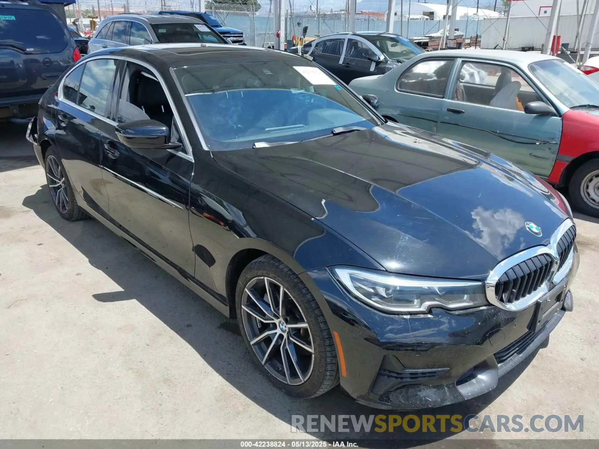 1 Photograph of a damaged car 3MW5R1J07M8B83681 BMW 3 SERIES 2021