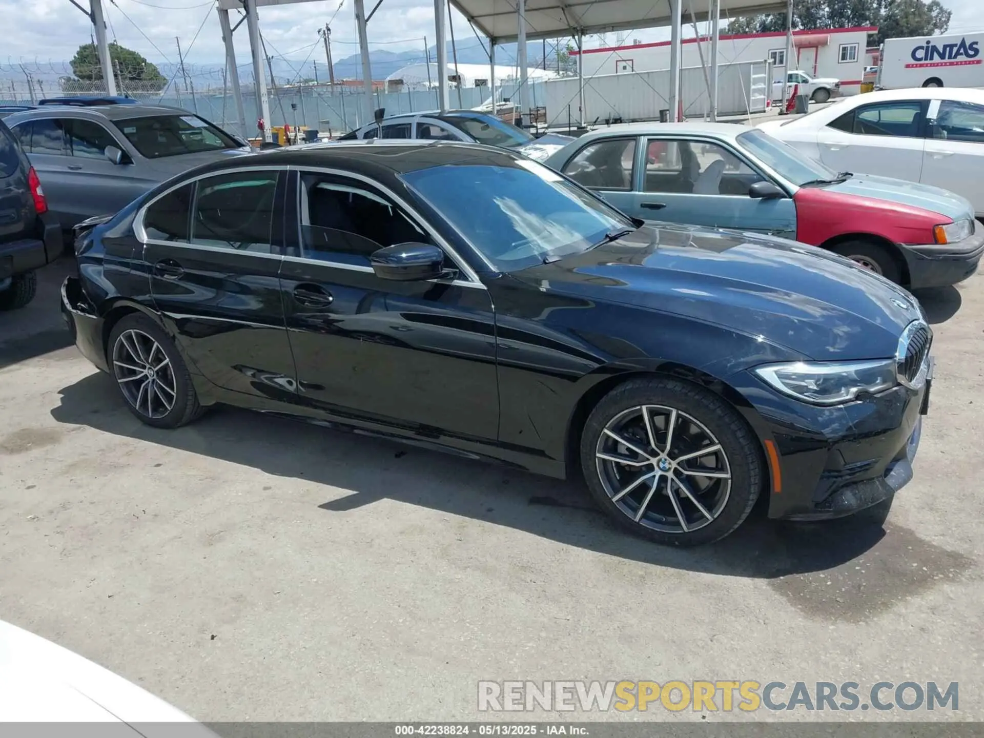 13 Photograph of a damaged car 3MW5R1J07M8B83681 BMW 3 SERIES 2021