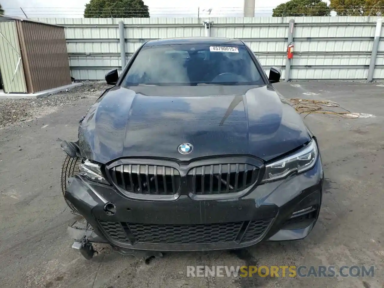 5 Photograph of a damaged car 3MW5R1J07M8B95975 BMW 3 SERIES 2021