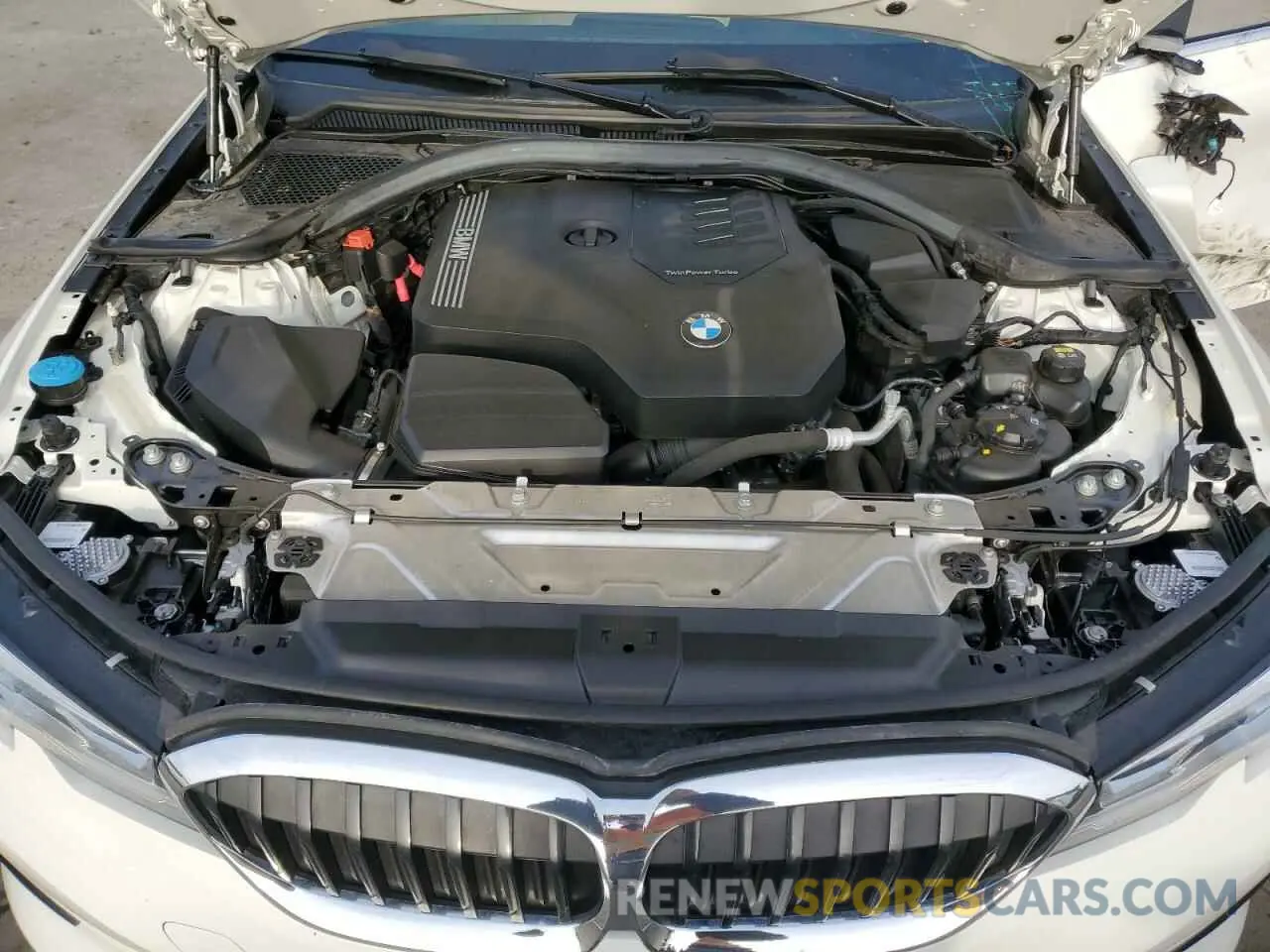 11 Photograph of a damaged car 3MW5R1J07M8B97614 BMW 3 SERIES 2021