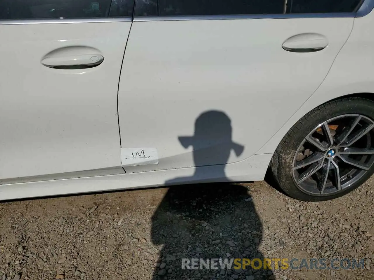 12 Photograph of a damaged car 3MW5R1J07M8C10698 BMW 3 SERIES 2021