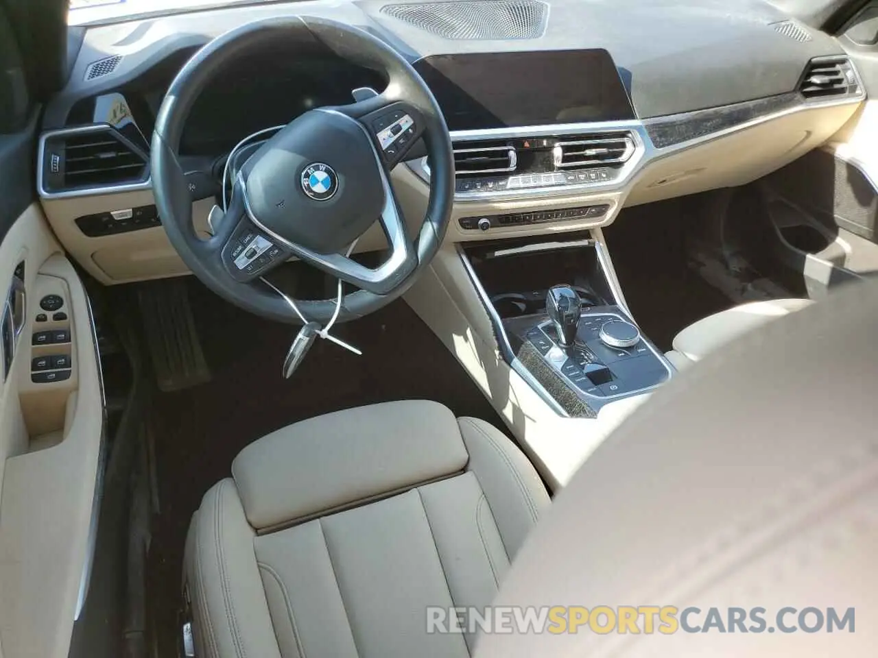 8 Photograph of a damaged car 3MW5R1J07M8C10698 BMW 3 SERIES 2021