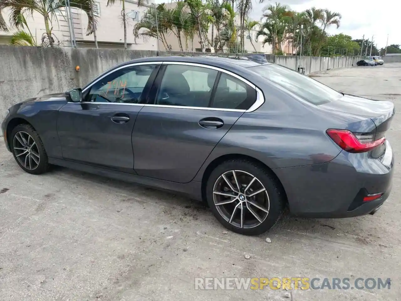 2 Photograph of a damaged car 3MW5R1J07M8C17411 BMW 3 SERIES 2021