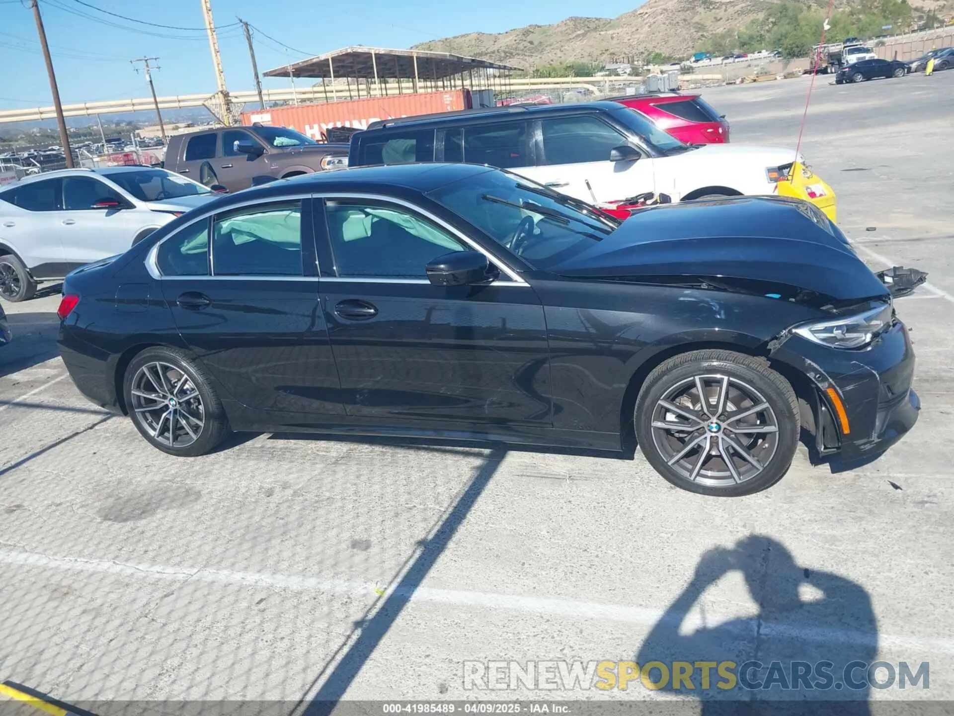 13 Photograph of a damaged car 3MW5R1J08M8B59664 BMW 3 SERIES 2021