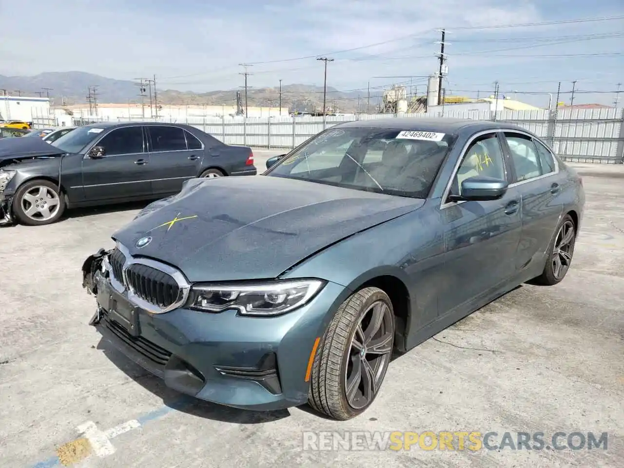 2 Photograph of a damaged car 3MW5R1J08M8B70471 BMW 3 SERIES 2021