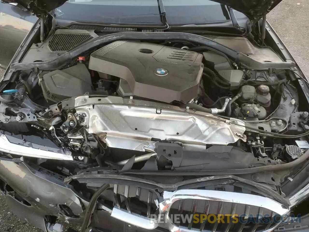 11 Photograph of a damaged car 3MW5R1J08M8B74598 BMW 3 SERIES 2021