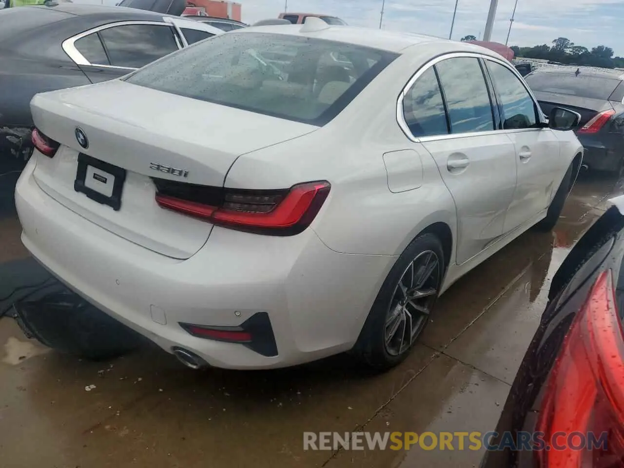 3 Photograph of a damaged car 3MW5R1J08M8B89991 BMW 3 SERIES 2021
