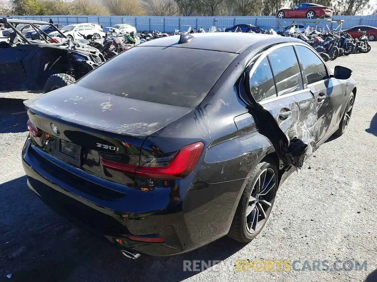 4 Photograph of a damaged car 3MW5R1J08M8B90736 BMW 3 SERIES 2021