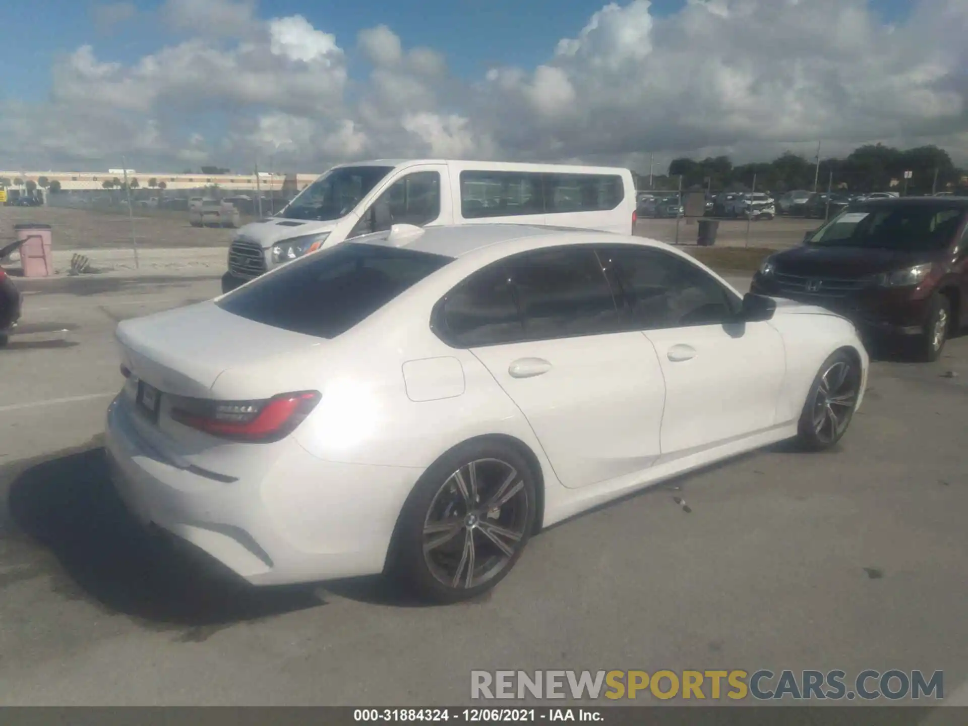 4 Photograph of a damaged car 3MW5R1J08M8B91790 BMW 3 SERIES 2021