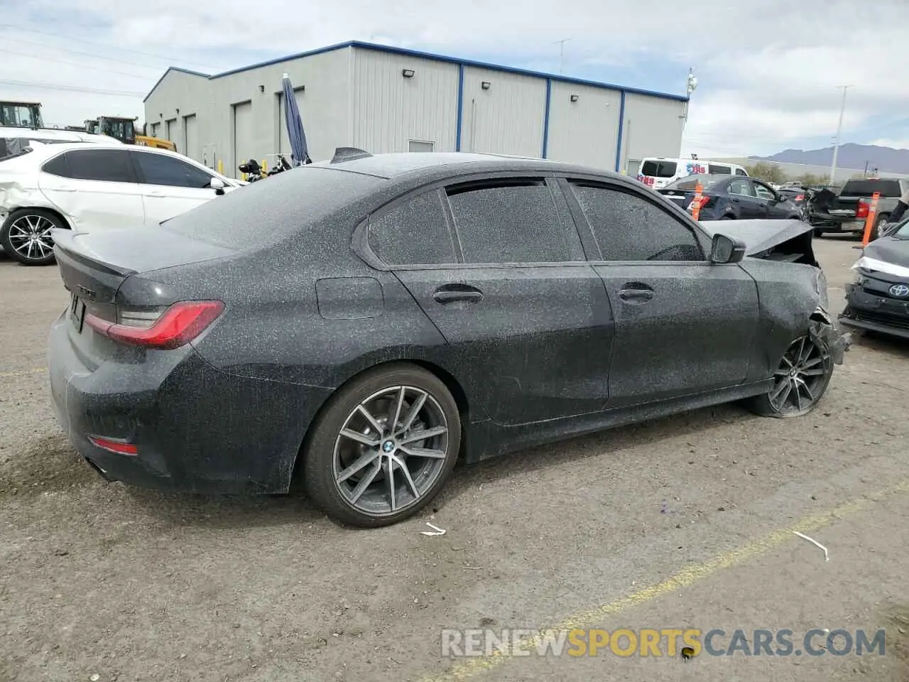 3 Photograph of a damaged car 3MW5R1J08M8B91871 BMW 3 SERIES 2021
