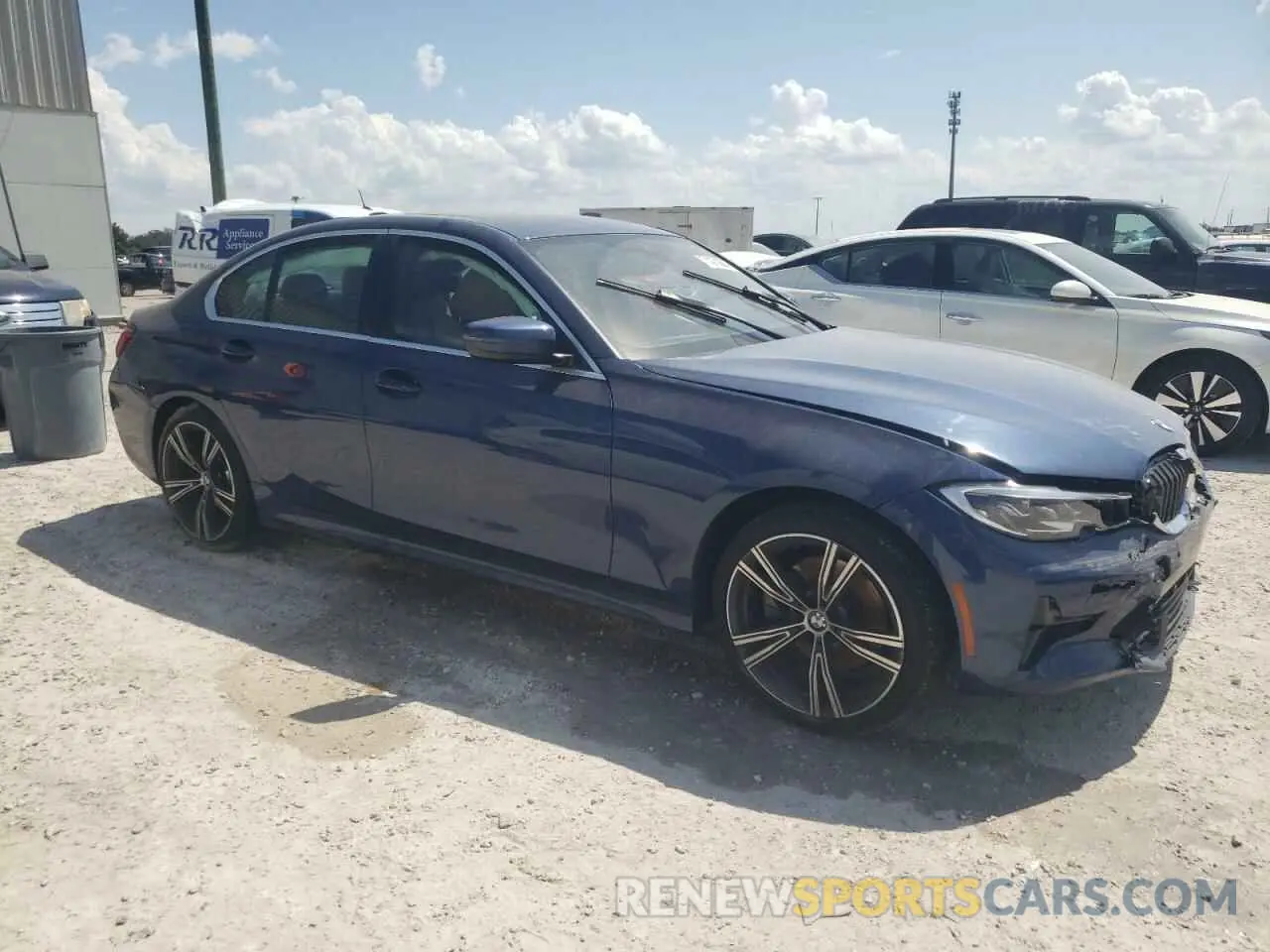 4 Photograph of a damaged car 3MW5R1J08M8B97931 BMW 3 SERIES 2021