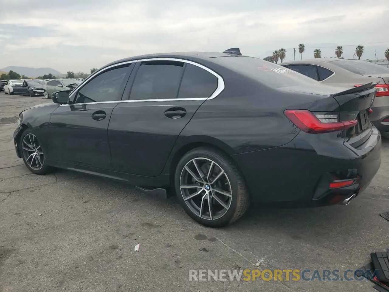 2 Photograph of a damaged car 3MW5R1J08M8C13299 BMW 3 SERIES 2021