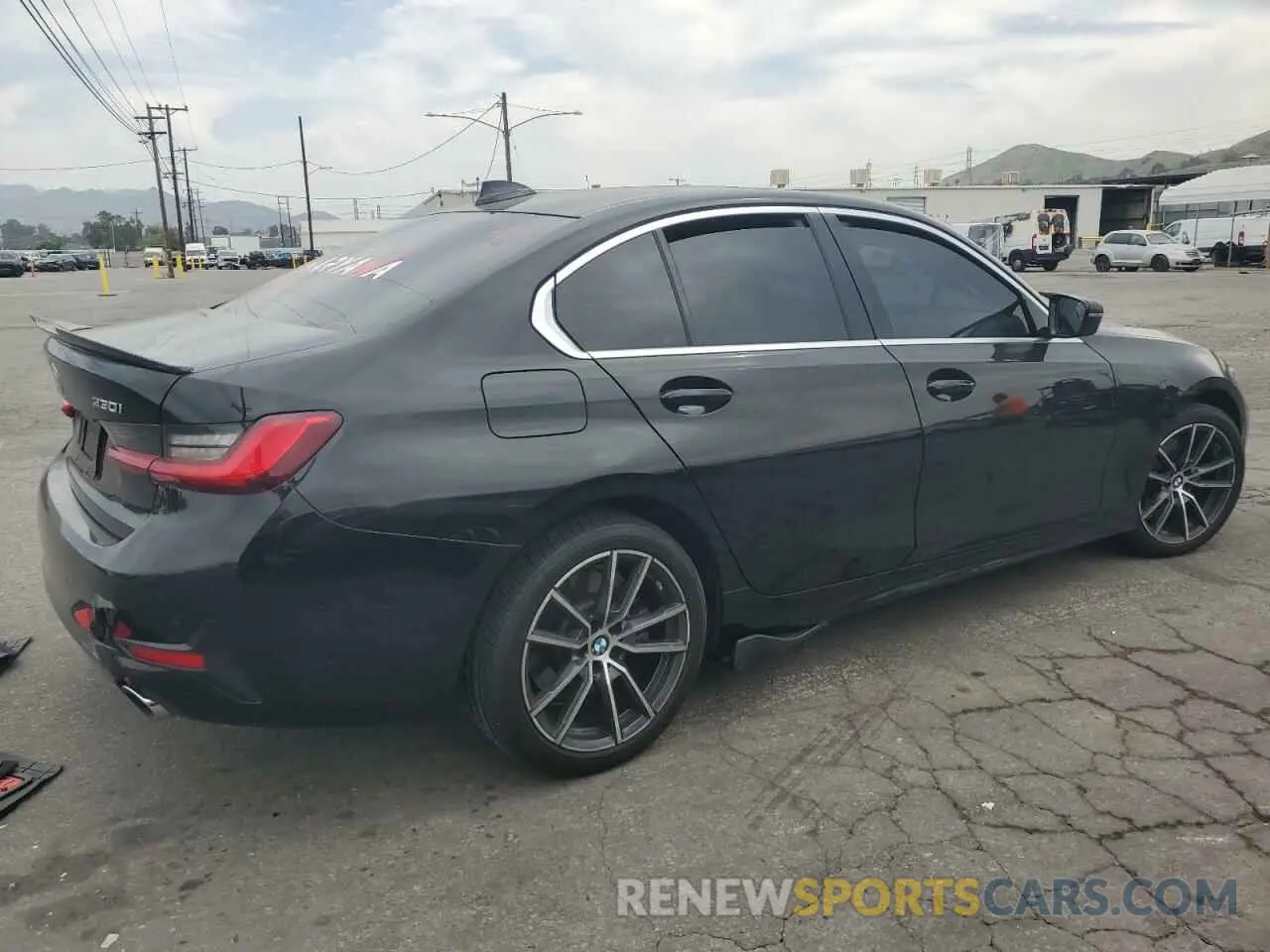 3 Photograph of a damaged car 3MW5R1J08M8C13299 BMW 3 SERIES 2021
