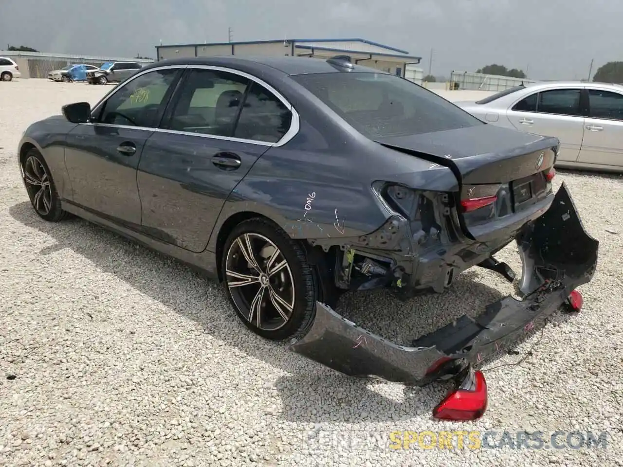 3 Photograph of a damaged car 3MW5R1J09M8B90809 BMW 3 SERIES 2021